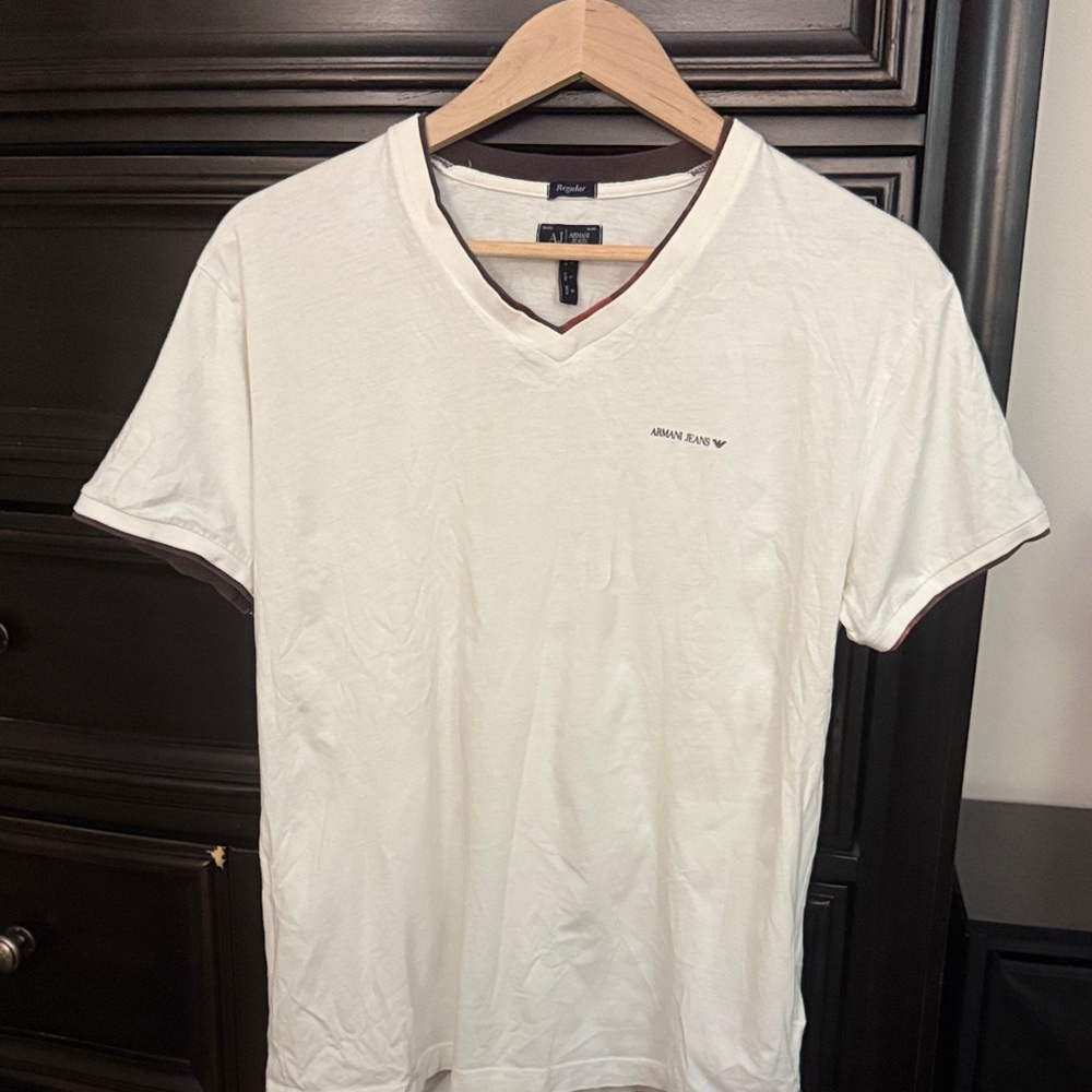 Armani Exchange Men's Cream V-Neck Tee